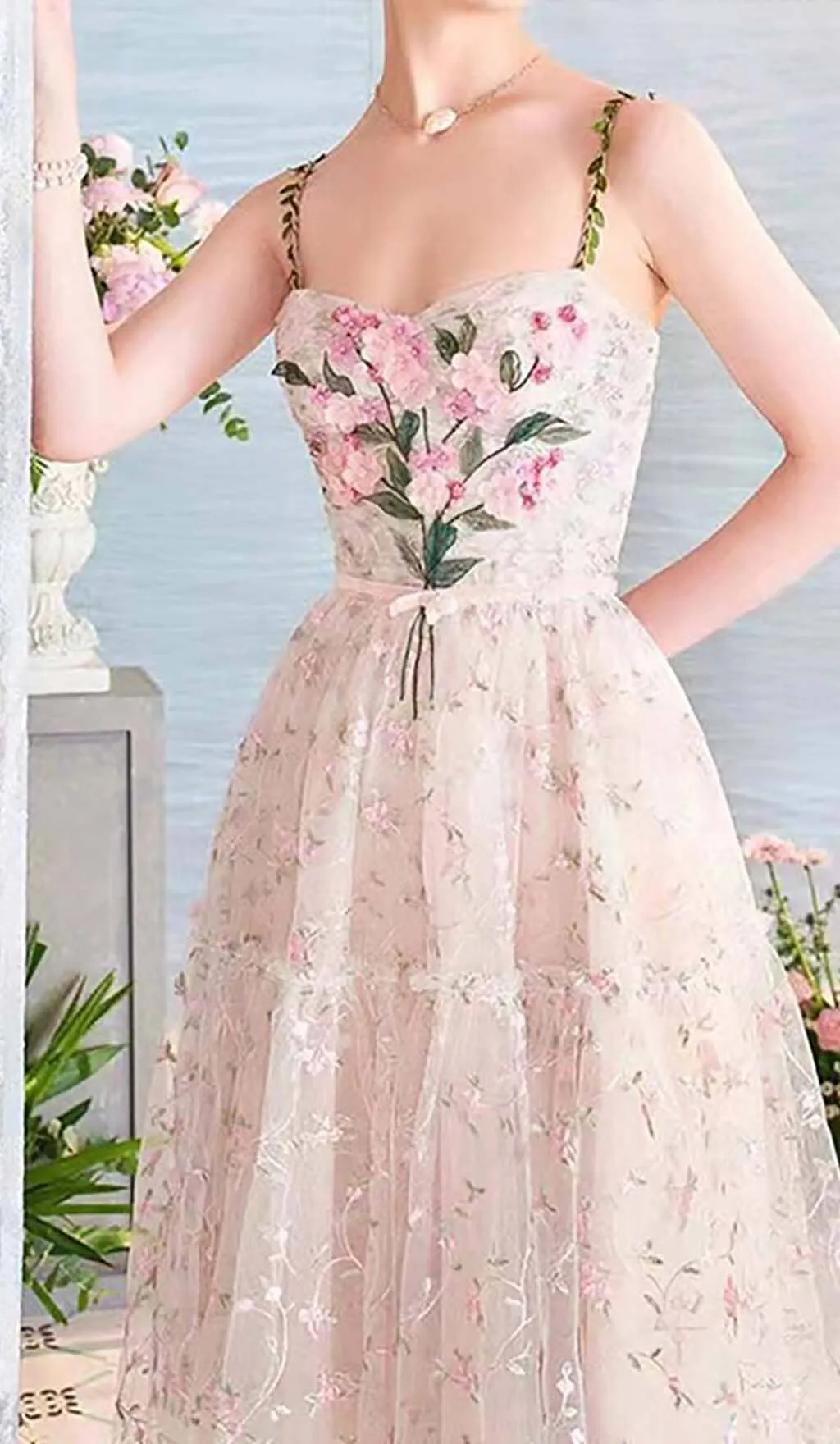 3D FLORAL HEM MIDI DRESS IN WHITE