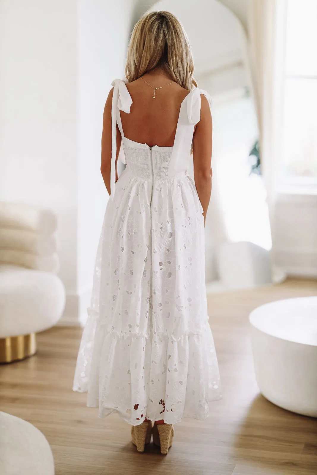 A Sweet Moment in Time Midi Dress - White